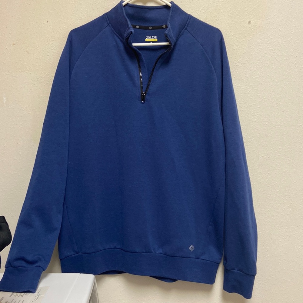 Zelos men’s sweater size M navy blue color great condition